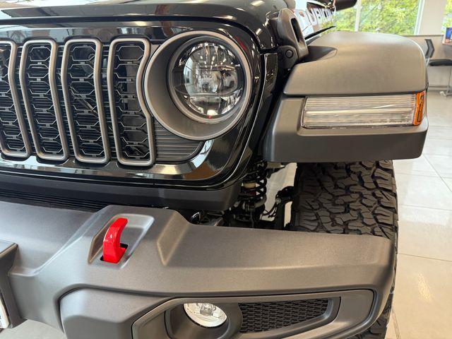 new 2025 Jeep Wrangler car, priced at $62,180
