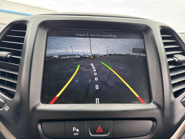 used 2018 Jeep Cherokee car, priced at $9,499