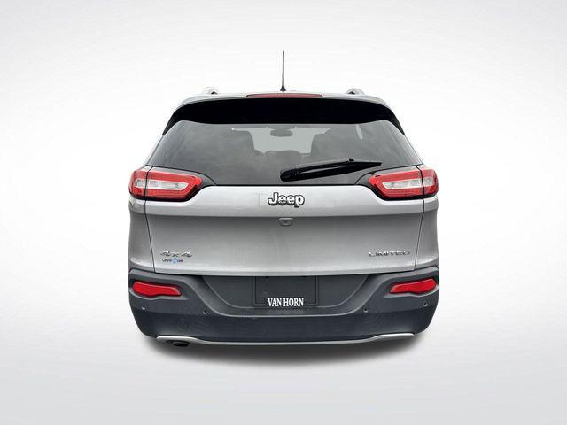 used 2018 Jeep Cherokee car, priced at $9,499