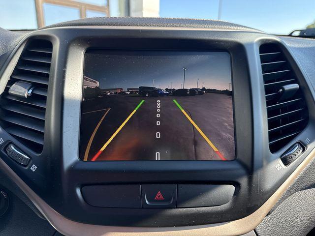 used 2016 Jeep Cherokee car, priced at $10,182