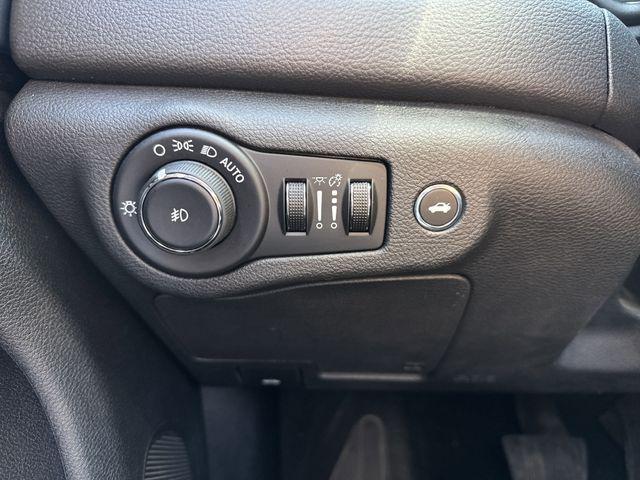 used 2016 Chrysler 200 car, priced at $7,942