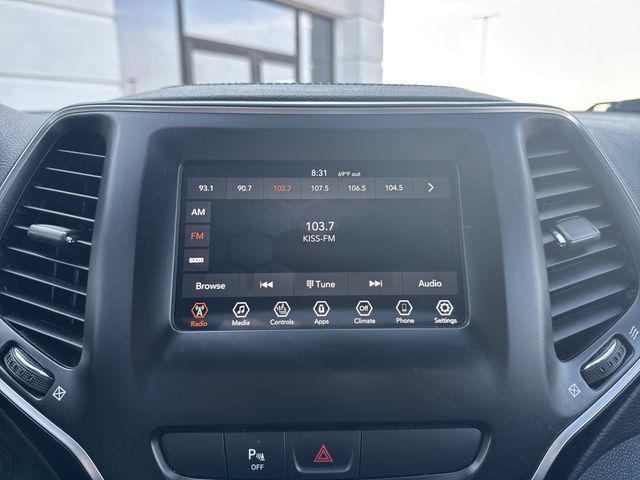 used 2020 Jeep Cherokee car, priced at $13,887