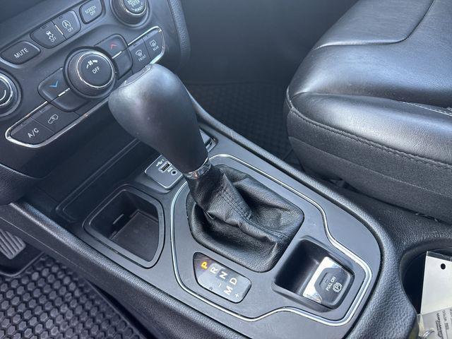 used 2020 Jeep Cherokee car, priced at $13,887