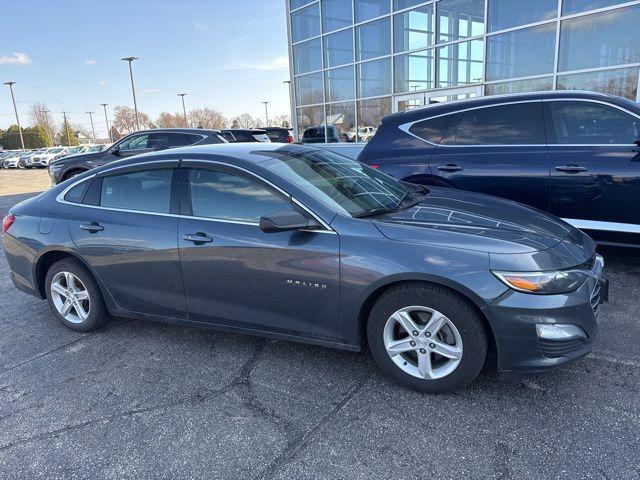 used 2019 Chevrolet Malibu car, priced at $9,904