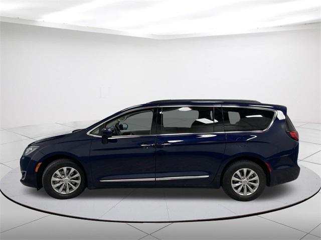 used 2017 Chrysler Pacifica car, priced at $10,029