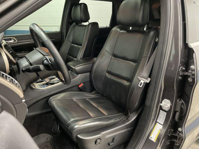used 2017 Jeep Grand Cherokee car, priced at $13,662