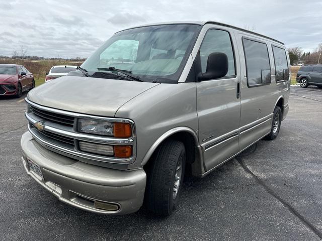 used 2000 Chevrolet Express 1500 car