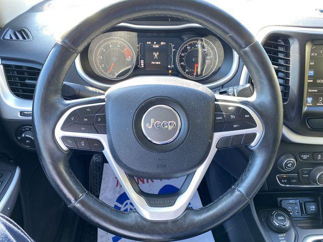 used 2018 Jeep Cherokee car, priced at $13,859