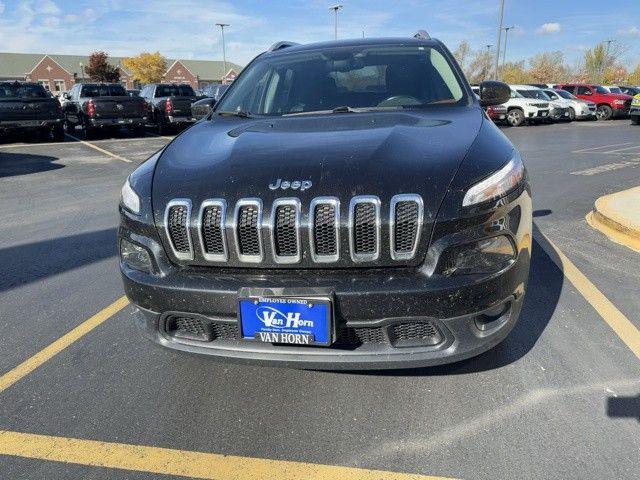 used 2016 Jeep Cherokee car, priced at $10,205