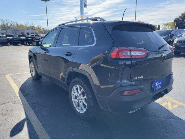 used 2016 Jeep Cherokee car, priced at $10,205
