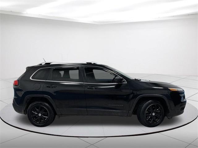 used 2016 Jeep Cherokee car, priced at $10,176