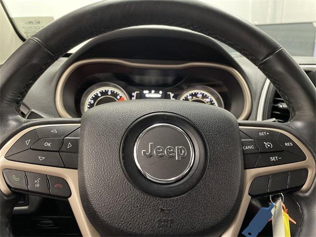 used 2016 Jeep Cherokee car, priced at $10,176