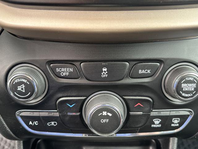 used 2014 Jeep Cherokee car, priced at $9,700