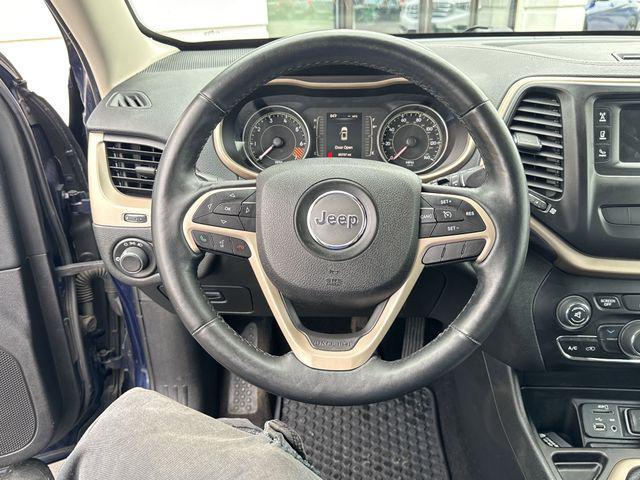 used 2014 Jeep Cherokee car, priced at $9,700