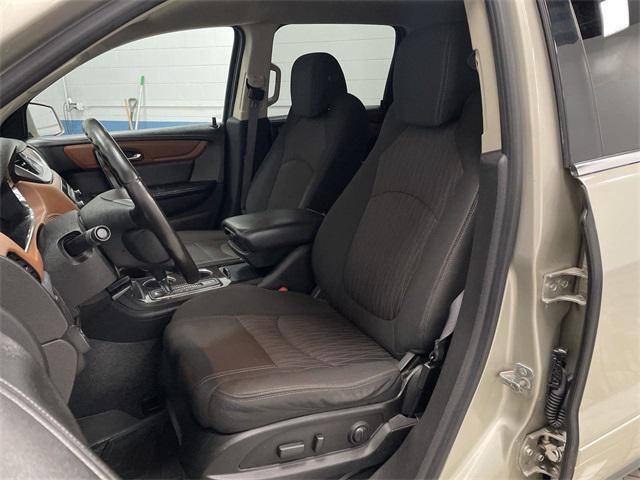 used 2015 Chevrolet Traverse car, priced at $10,212