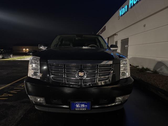 used 2013 Cadillac Escalade ESV car, priced at $11,981