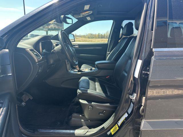 used 2016 Jeep Grand Cherokee car, priced at $12,500