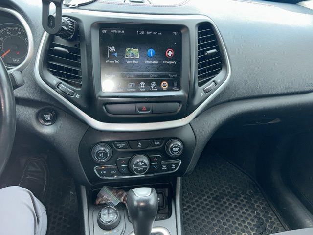 used 2015 Jeep Cherokee car, priced at $9,796