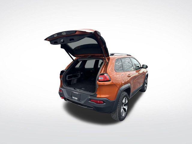 used 2015 Jeep Cherokee car, priced at $8,957