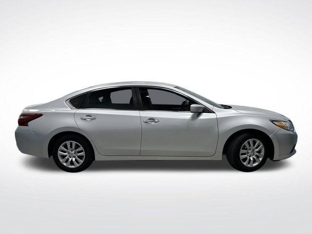used 2018 Nissan Altima car, priced at $10,500