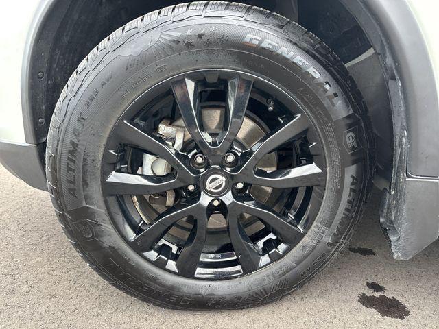 used 2017 Nissan Rogue car, priced at $10,551