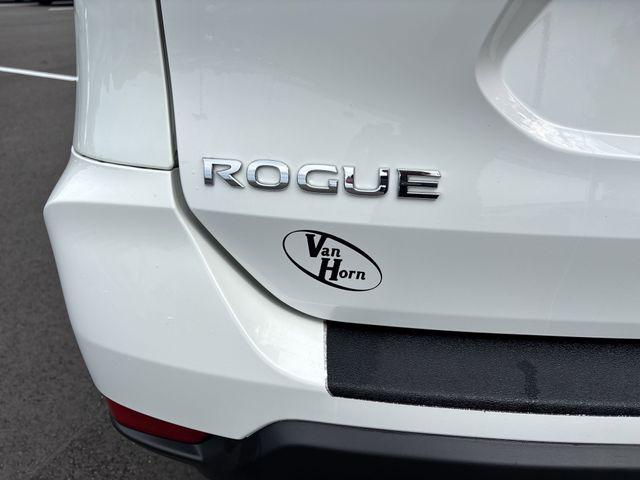 used 2017 Nissan Rogue car, priced at $10,551
