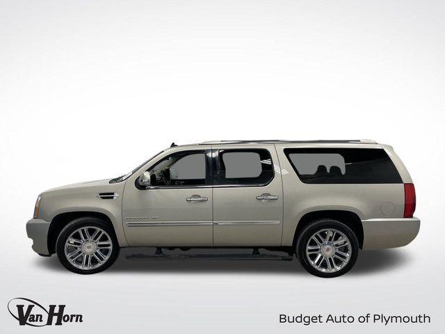 used 2013 Cadillac Escalade ESV car, priced at $14,001