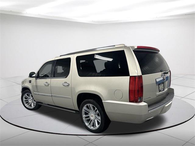 used 2013 Cadillac Escalade ESV car, priced at $15,999