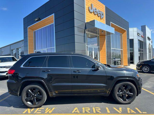 used 2015 Jeep Grand Cherokee car, priced at $14,743