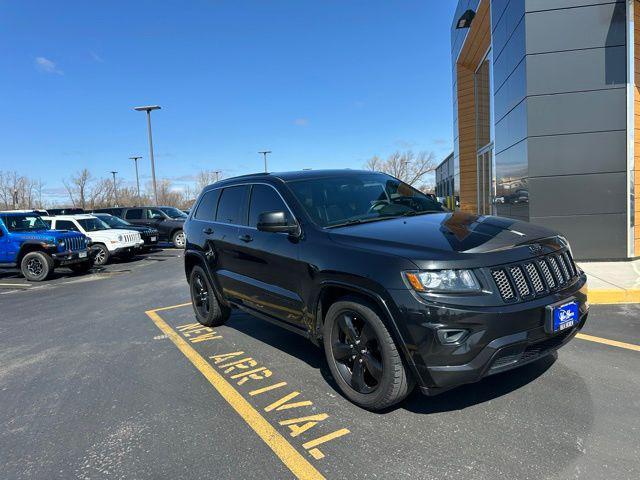 used 2015 Jeep Grand Cherokee car, priced at $14,743