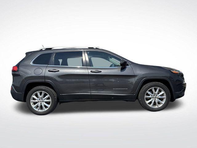 used 2015 Jeep Cherokee car, priced at $11,680