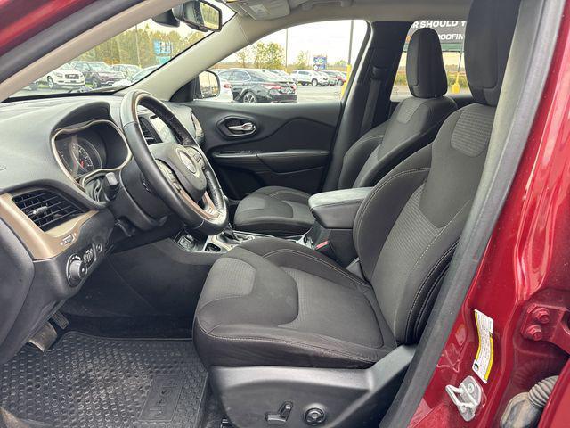 used 2015 Jeep Cherokee car, priced at $10,318