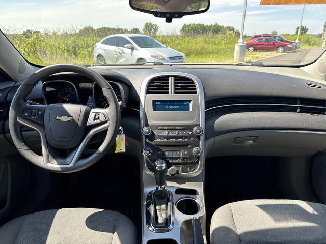 used 2015 Chevrolet Malibu car, priced at $9,500