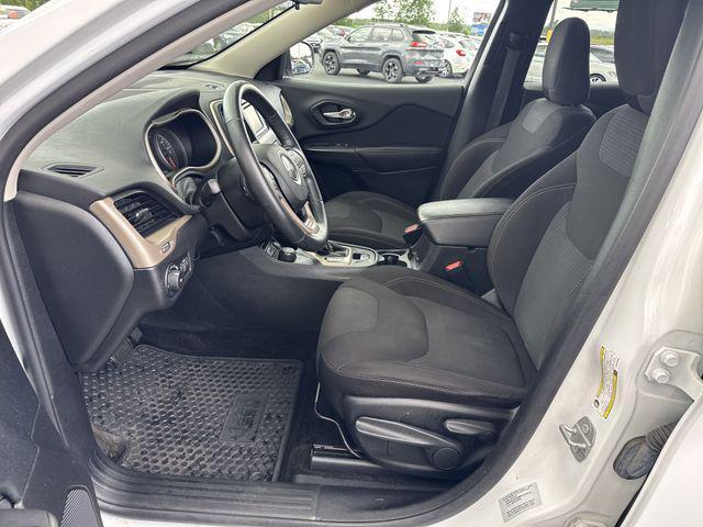 used 2016 Jeep Cherokee car, priced at $13,344