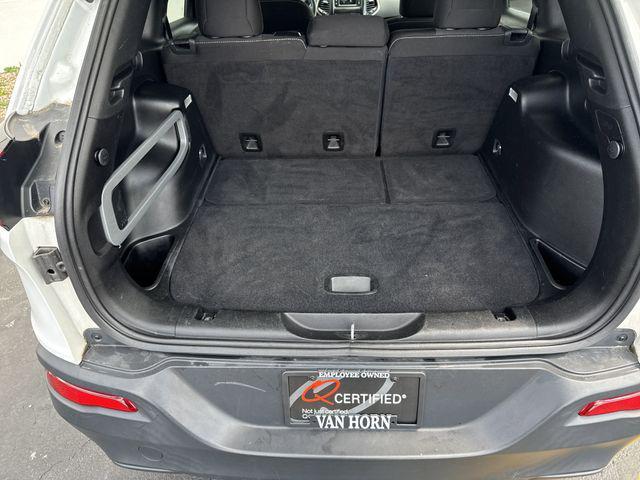 used 2016 Jeep Cherokee car, priced at $13,344