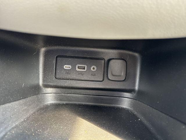 used 2021 Chevrolet Equinox car, priced at $15,000