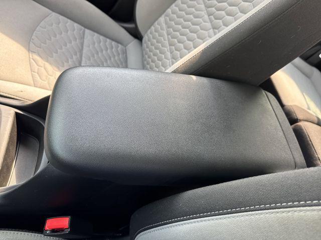 used 2021 Chevrolet Equinox car, priced at $15,000