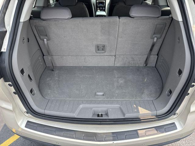 used 2014 Chevrolet Traverse car, priced at $7,800
