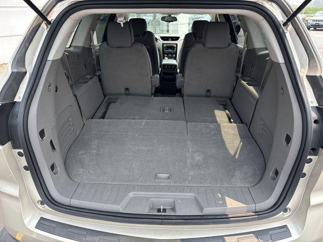 used 2014 Chevrolet Traverse car, priced at $7,800