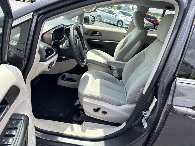 used 2017 Chrysler Pacifica car, priced at $12,177