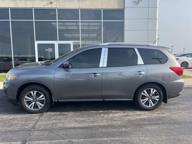 used 2017 Nissan Pathfinder car, priced at $13,302