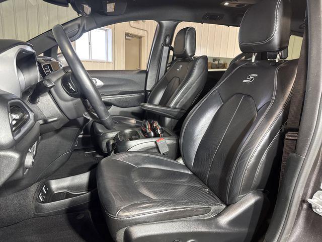 used 2018 Chrysler Pacifica car, priced at $13,000