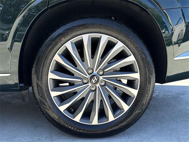 used 2025 Hyundai Palisade car, priced at $47,645