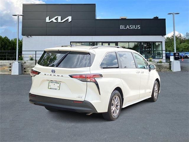 used 2021 Toyota Sienna car, priced at $38,623
