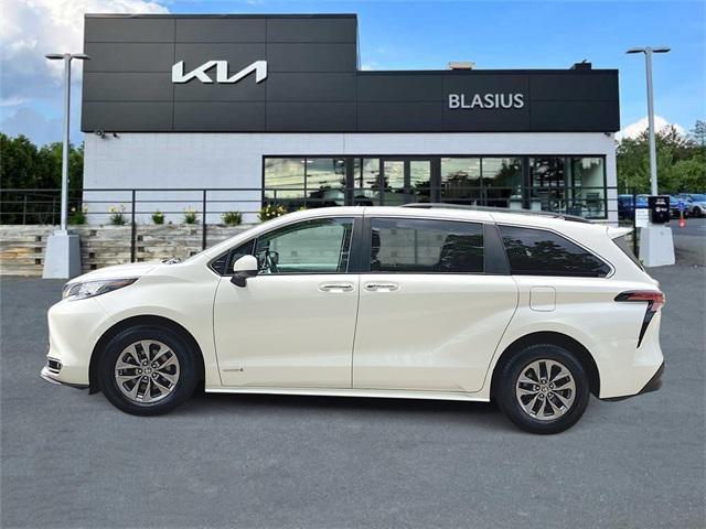 used 2021 Toyota Sienna car, priced at $38,623