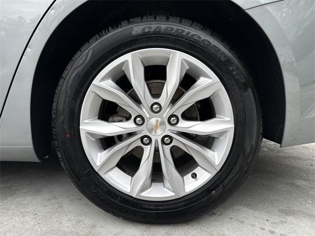 used 2023 Chevrolet Malibu car, priced at $16,789
