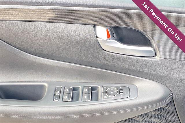 used 2022 Hyundai Santa Fe car, priced at $23,273