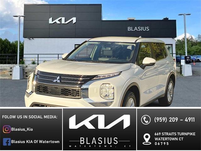 used 2023 Mitsubishi Outlander car, priced at $21,427