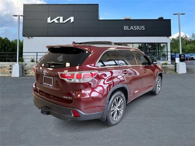 used 2016 Toyota Highlander car, priced at $18,456