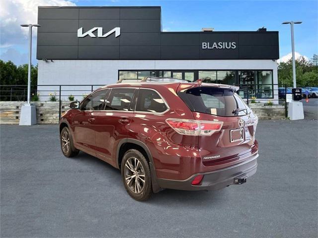 used 2016 Toyota Highlander car, priced at $18,456